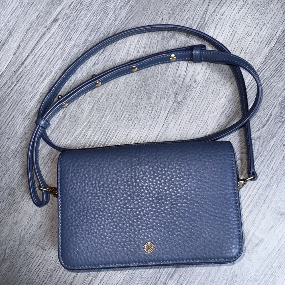 Dagne Dover Leather Crossbody bag